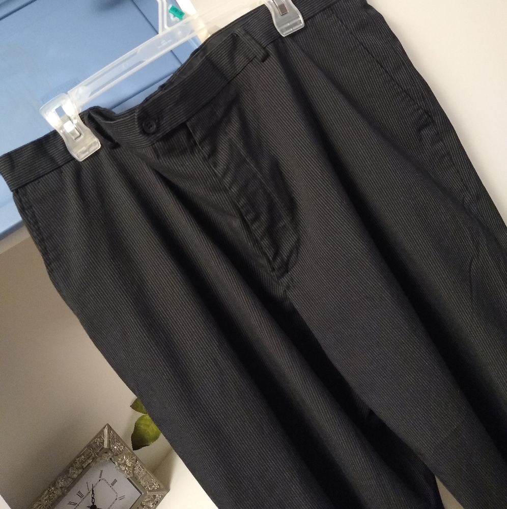 Claiborne Black/Gray Stripes Pants, 40/30